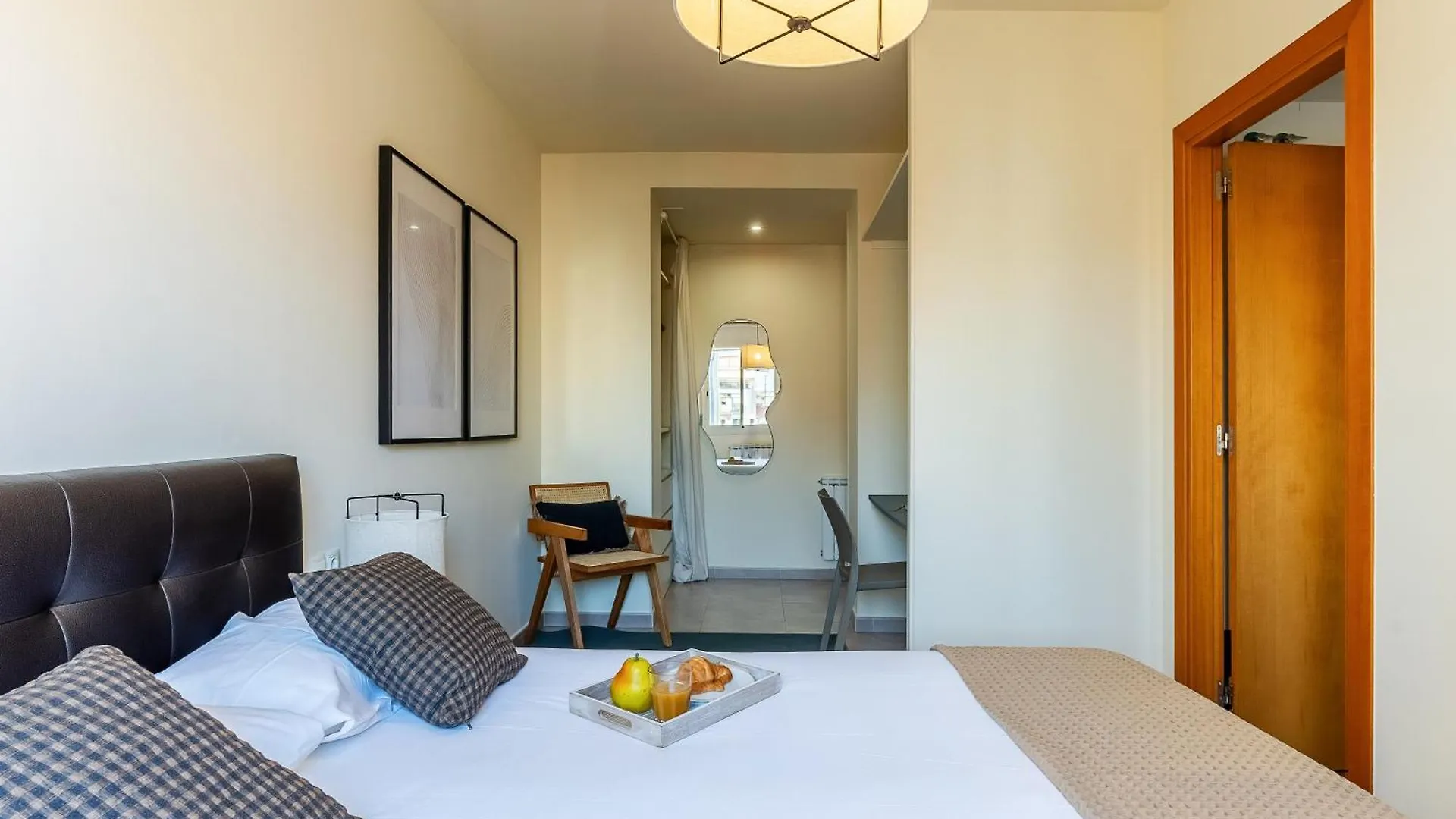 Ab Sagrada Familia - Sant Pau Apartment Barcelona 0*,  Spain